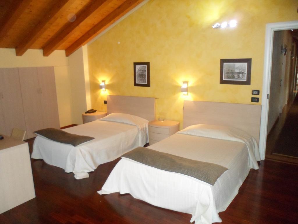Hotel Fontana Santa Grumello del Monte Εξωτερικό φωτογραφία