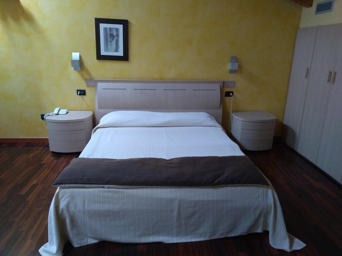 Hotel Fontana Santa Grumello del Monte Εξωτερικό φωτογραφία